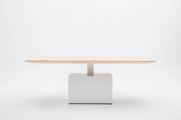 Table reunion gravity 2